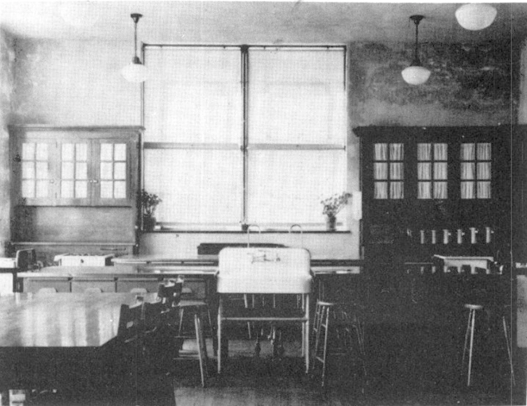 Mohnton High School