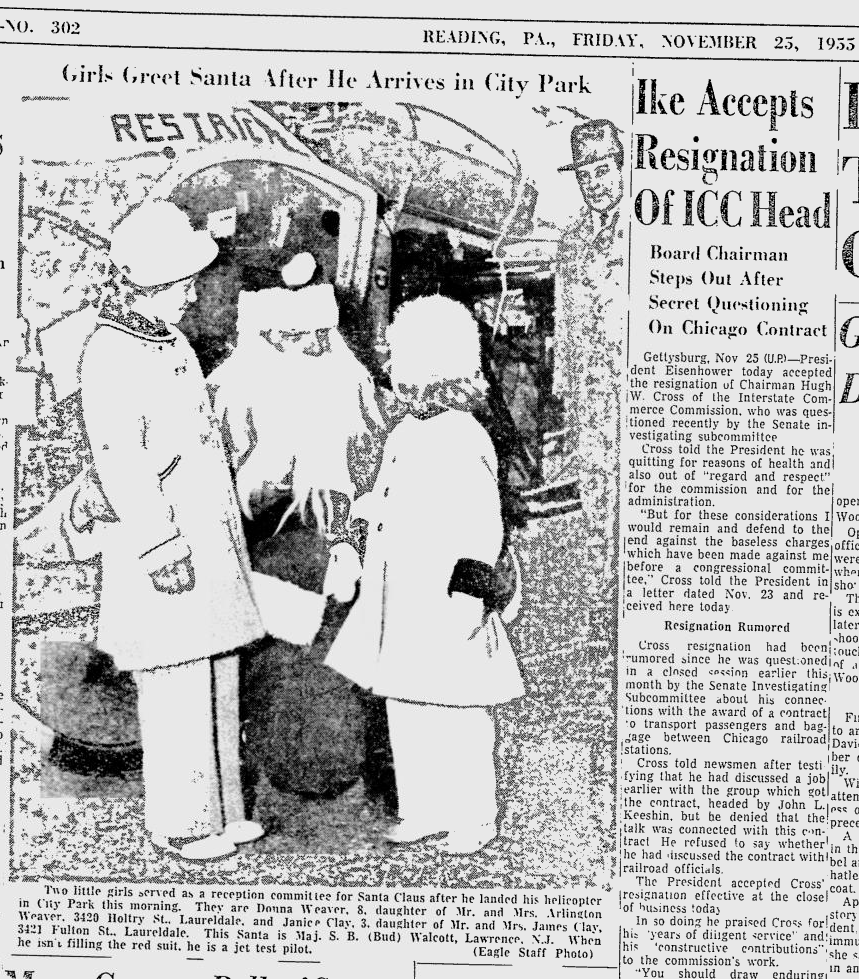 Santa lands helicopter city park