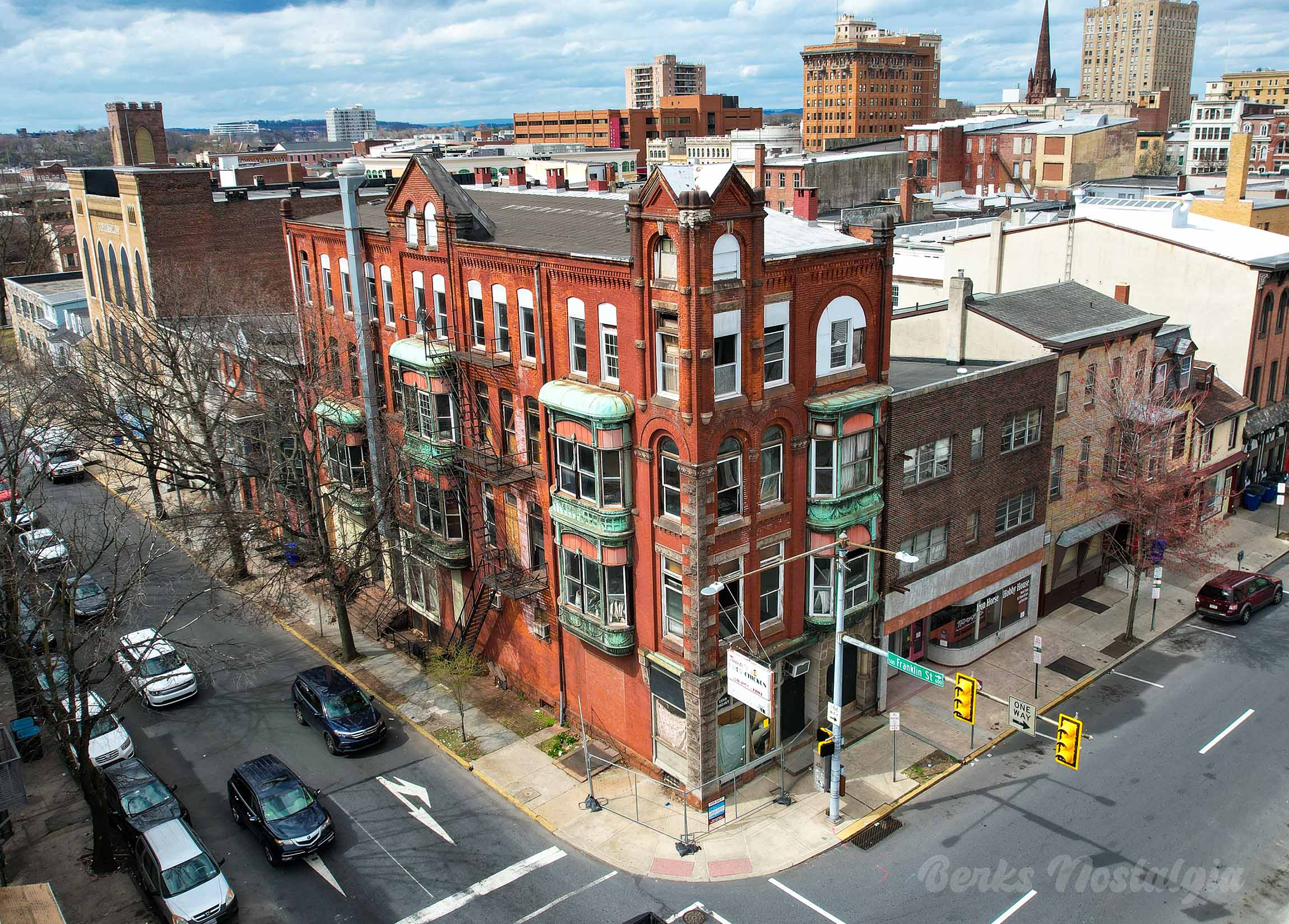 Staufer Building - 62 S. 6th Street