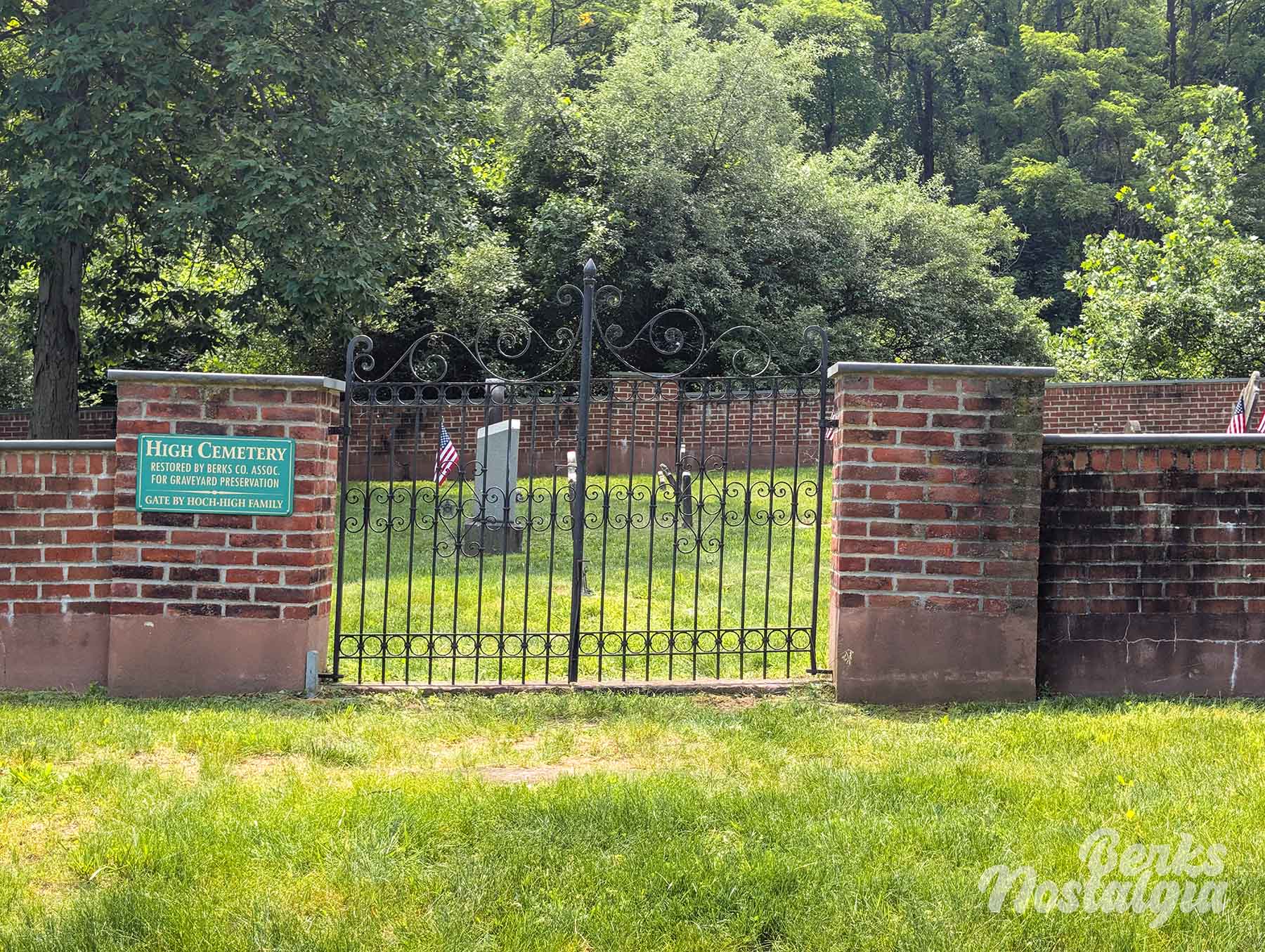 Hoch High Cemetery